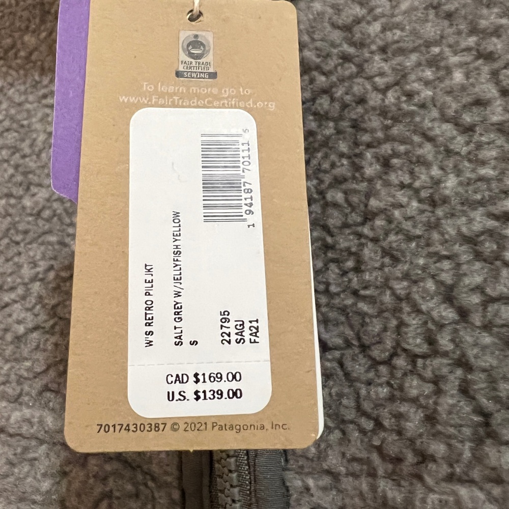 Patagonia Women's Retro Pile Jacket Full Zip NWT - Picture 7 of 7